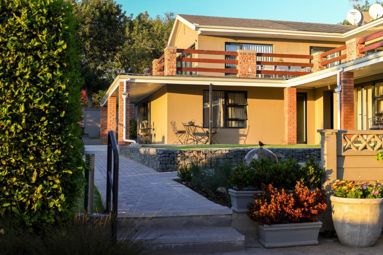 Four Palms Accommodation Durbanville Exterior foto